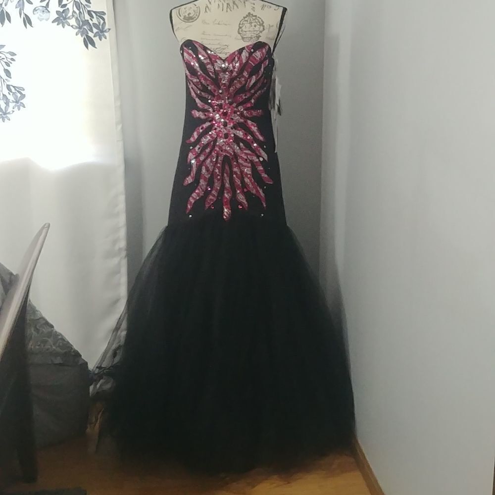 NWT LaFee E157103 Strapless Mermaid Style Pink/Black Prom 8